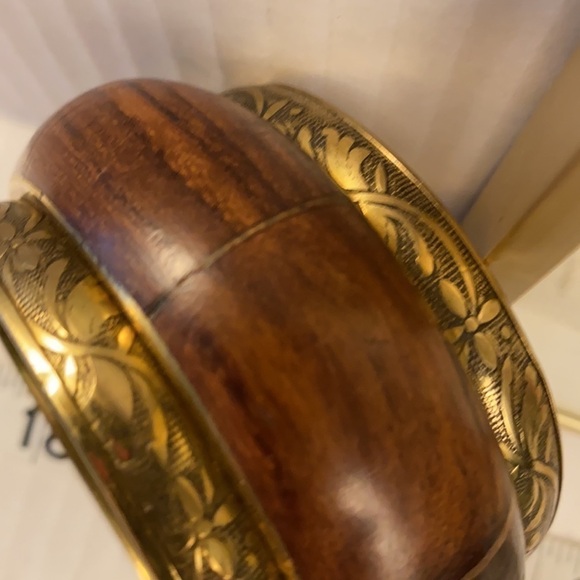 𝅺WOODEN bracelet brass accents bangle foliage wide HOST PICK! Brown gold - Picture 8 of 8
